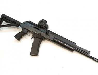 Αυτό είναι το εντυπωσιακό νέο τυφέκιο SR1 Kalashnikov (βίντεο)